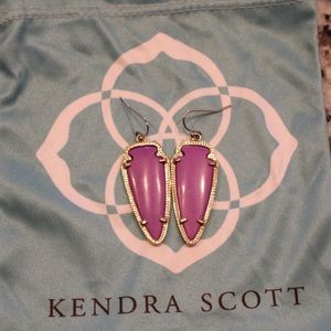 Kendra Scott Violet Sky’s